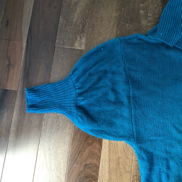 Express sweater - Picture 2 of 4